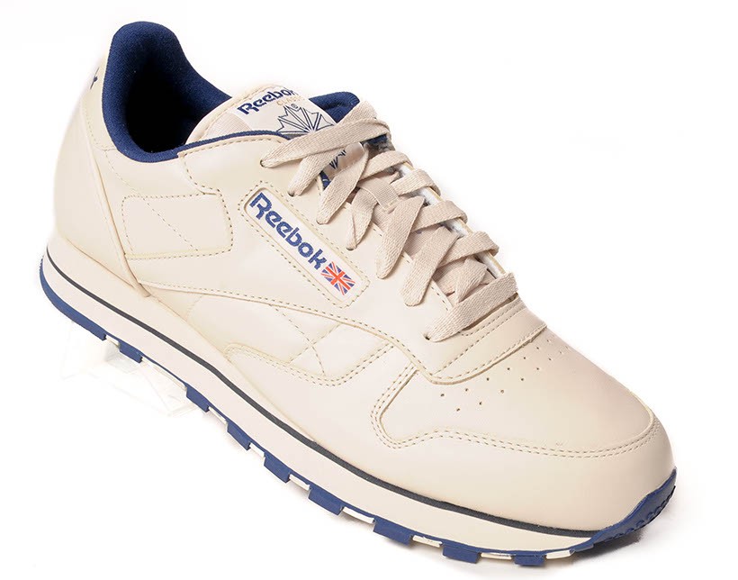 REEBOK Wmns Classic Leather - ecru/navy (Gr. 35)